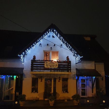 Edelweiss Ilinca Apartment Zărneşti Exterior foto
