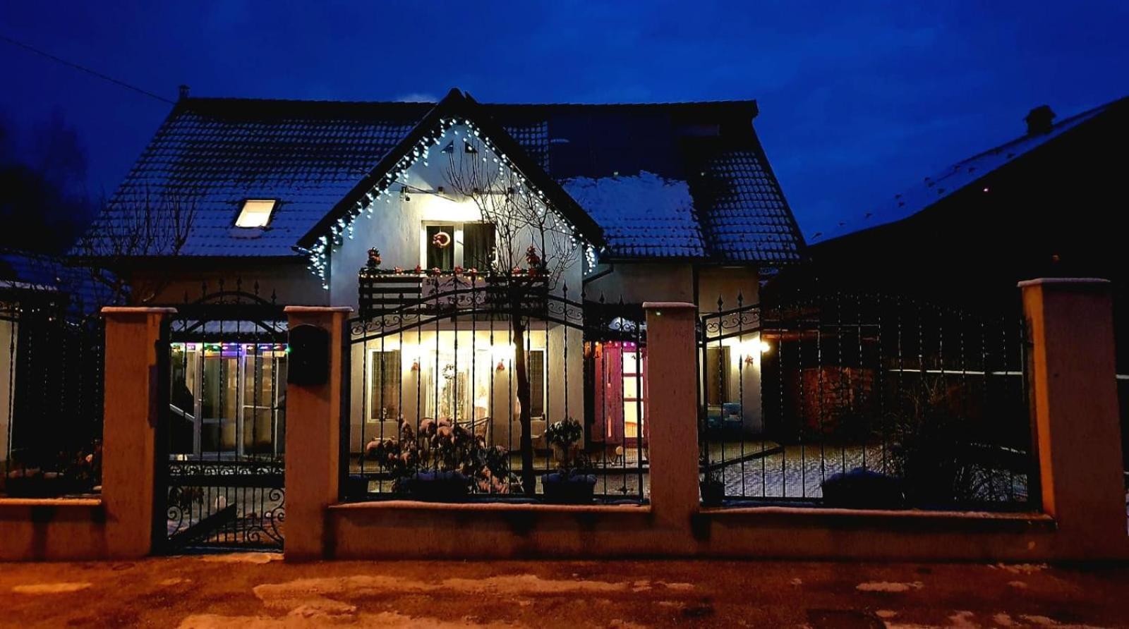 Edelweiss Ilinca Apartment Zărneşti Exterior foto